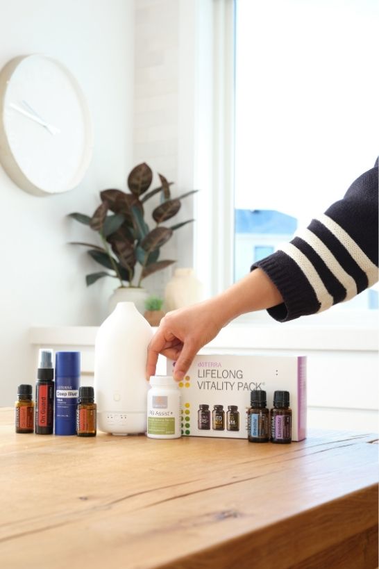 dōTERRA Natural Solutions Kit, Comprehensive set of essential oils and products for natural solutions.