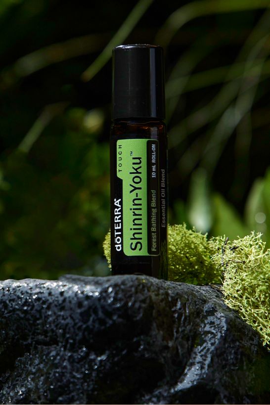 doTERRA Shinrin-Yoku Touch Roll-on, Conveniently promotes relaxation and emotional balance.