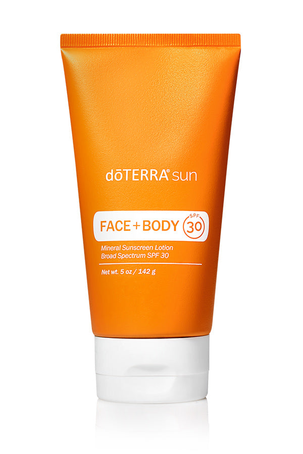 Loción protectora solar mineral para rostro y cuerpo dōTERRA sun®, protege la piel con una fórmula mineral natural.